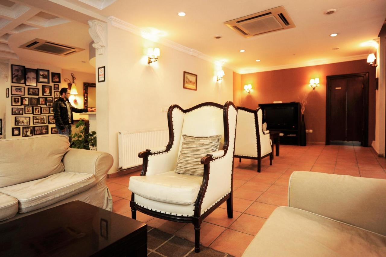 Uestuen Hotel Alsancak İzmir Extérieur photo