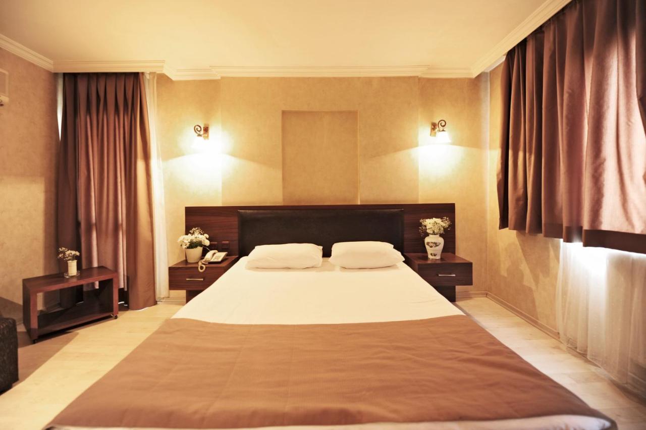 Uestuen Hotel Alsancak İzmir Extérieur photo